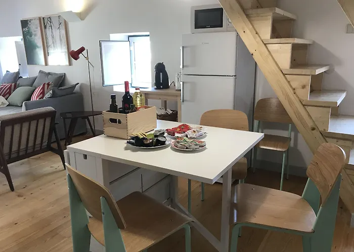 Center Bairro Alto * Lisboa