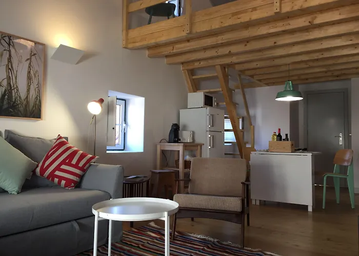 Center Bairro Alto * Lisboa