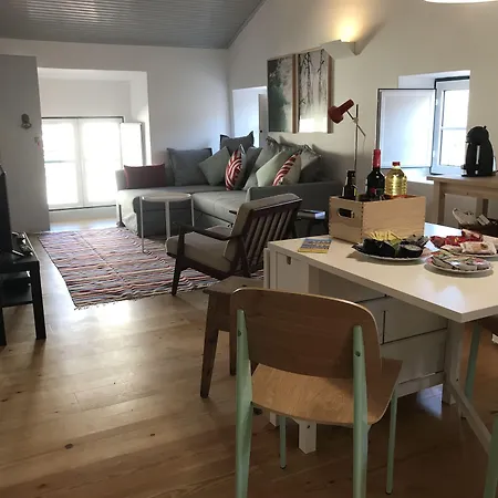 Center Bairro Alto شقة Lisboa